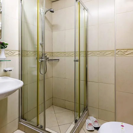 Golden Crown Hotel Istanboel