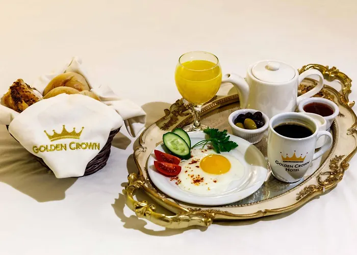 Golden Crown Hotel 3*