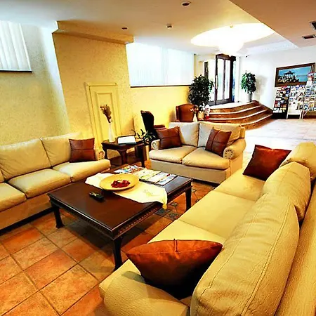 Hotel Golden Crown Istanbul